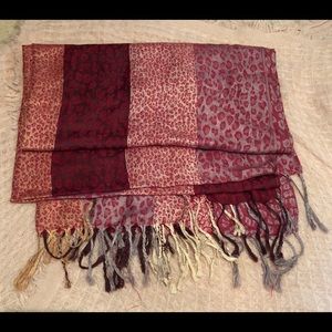 💖Red, gold and grey leopard print scarf💖